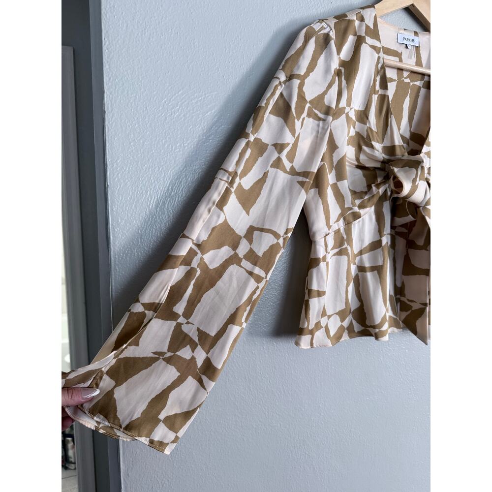 PARKER white tan fawn abstract bell sleeve boho bow front silky blouse top - Picture 4 of 8